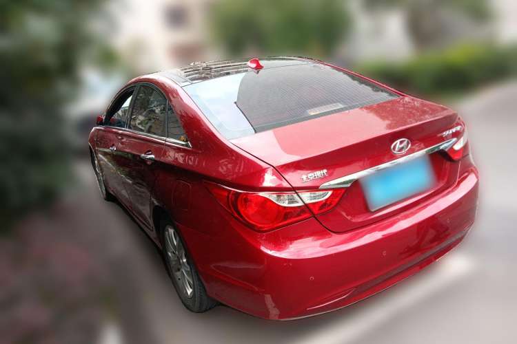 Used Hyundai Sonata 2011 2.0L Automatic Luxury Edition Rear Left 45 Deg