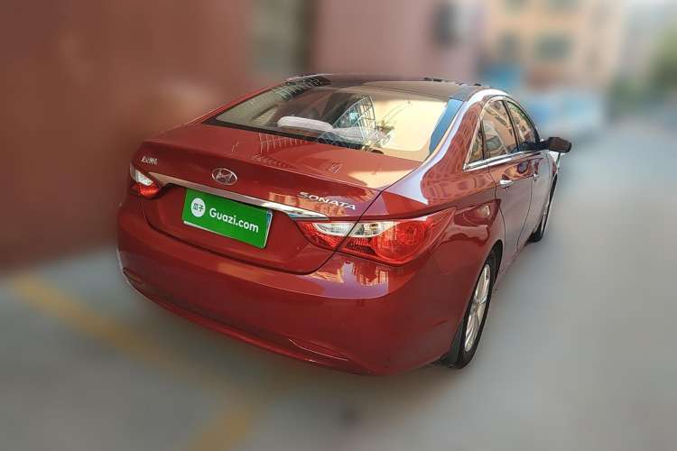 Used Hyundai Sonata 2011 2.0L Automatic Luxury Edition Rear Right 45 Deg