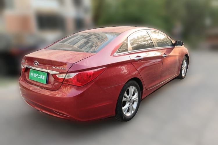 Used Hyundai Sonata 2011 2.0L Automatic Luxury Edition Rear Right 45 Deg
