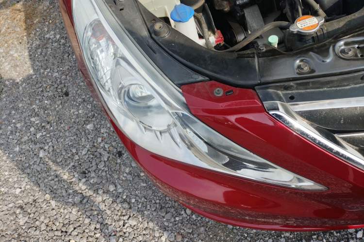 Used Hyundai Sonata 2011 2.0L Automatic Supreme Edition Right Front Headlight