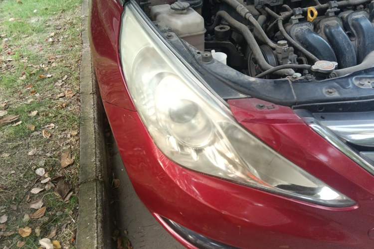 Used Hyundai Sonata 2011 2.0L Automatic Luxury Edition Right Front Headlight