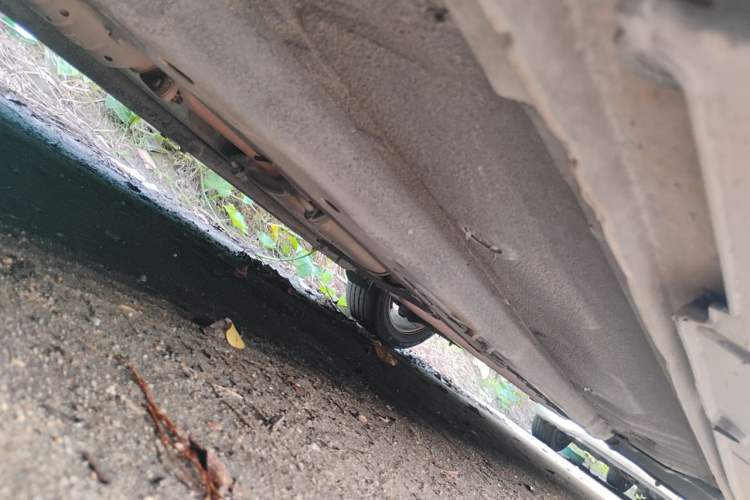 Used Hyundai Sonata 2011 2.0L Automatic Leading Edition Chassis Front Left