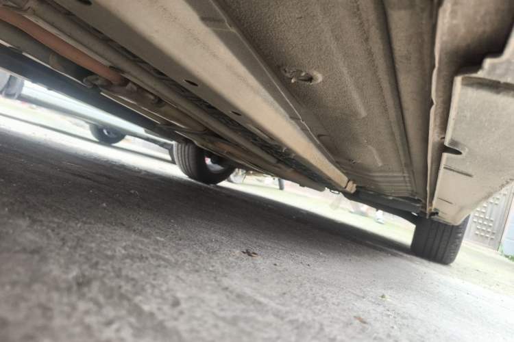 Used Hyundai Sonata 2011 2.0L Automatic Leading Edition Chassis Front Left