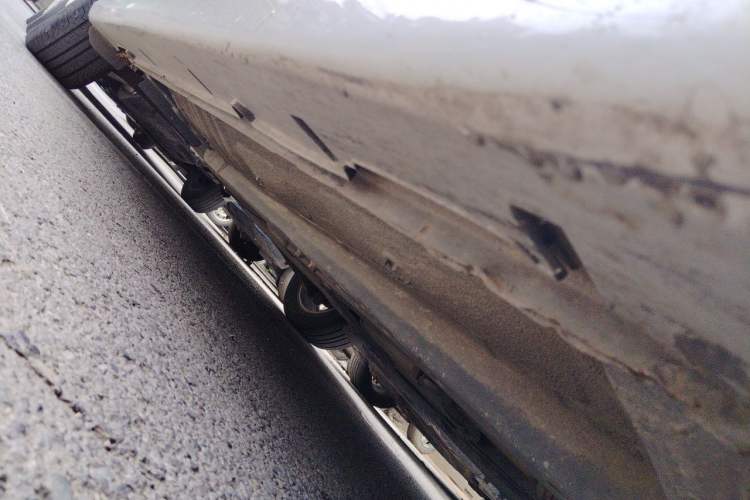 Used Hyundai Sonata 2011 2.0L Automatic Leading Edition Chassis Front Right