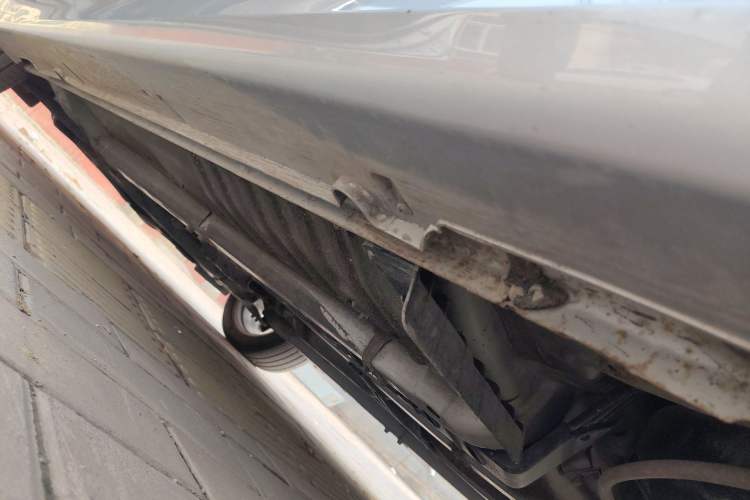 Used Hyundai Sonata 2011 2.4L Automatic Top-Tier Version Chassis Rear Left