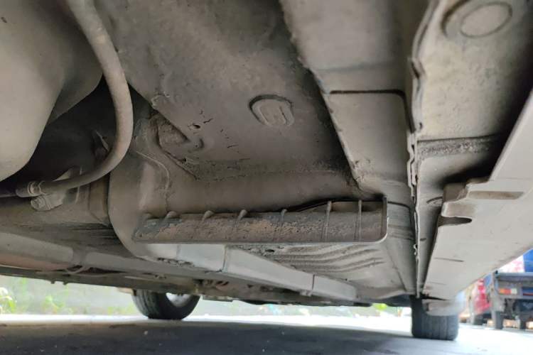 Used Hyundai Sonata 2011 2.0L Automatic Prestige Edition Chassis Rear Right