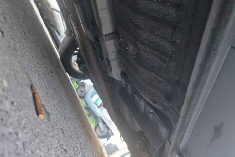 Used Hyundai Sonata 2011 2.0L Automatic Prestige Edition Chassis Rear Right
