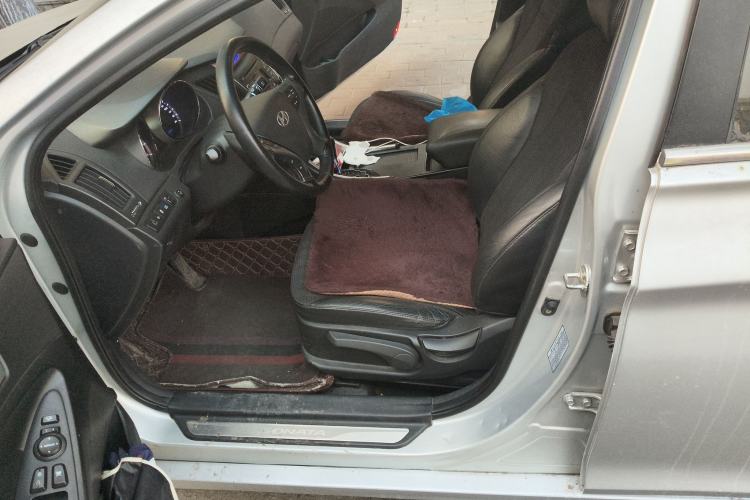 Used Hyundai Sonata 2011 2.0L Automatic Fashion Edition Driver Seat