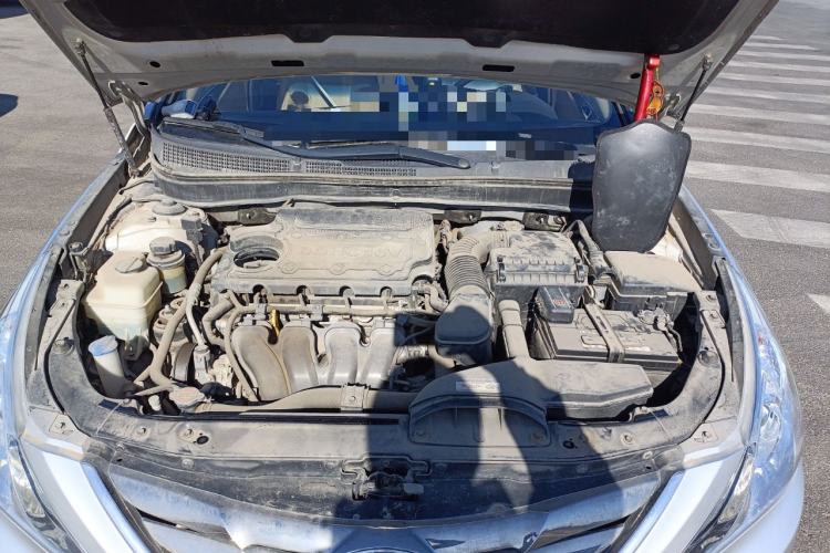 Used Hyundai Sonata 2011 2.0L Automatic Luxury Edition Engine Bay