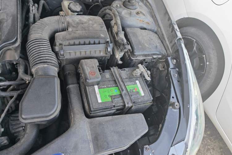 Used Hyundai Sonata 2011 2.0L Automatic Prestige Edition Engine Bay Left