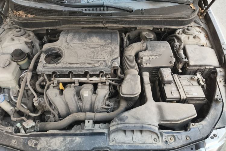 Used Hyundai Sonata 2011 2.0L Automatic Fashion Edition Engine Bay