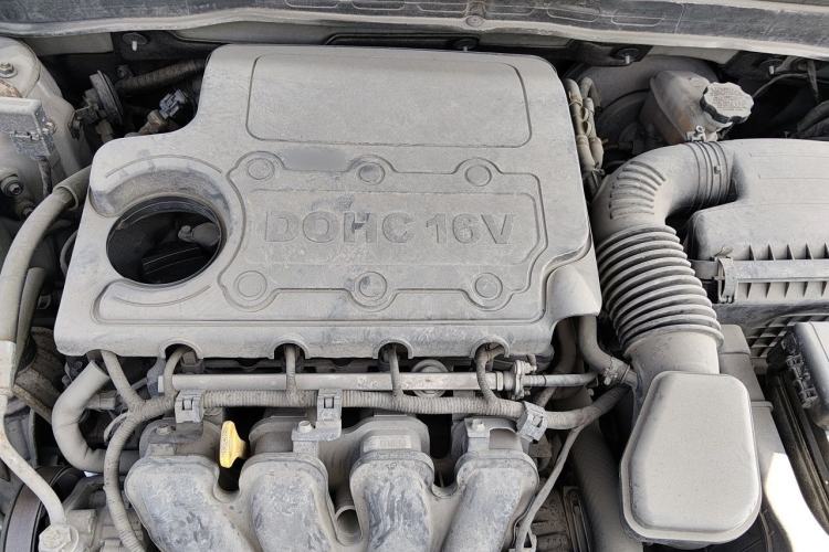 Used Hyundai Sonata 2011 2.0L Automatic Leading Edition Engine Bay