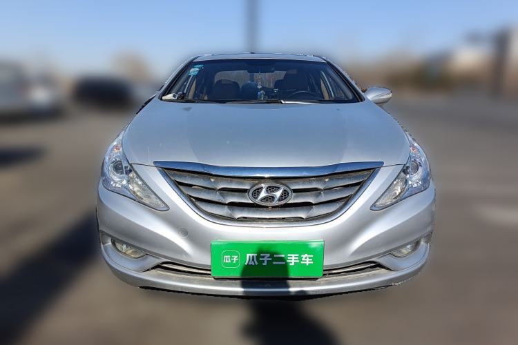 Used Hyundai Sonata 2011 2.0L Automatic Luxury Edition Front