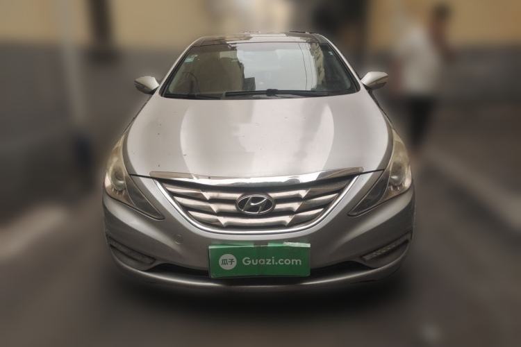 Used Hyundai Sonata 2011 2.0L Automatic Luxury Edition Front