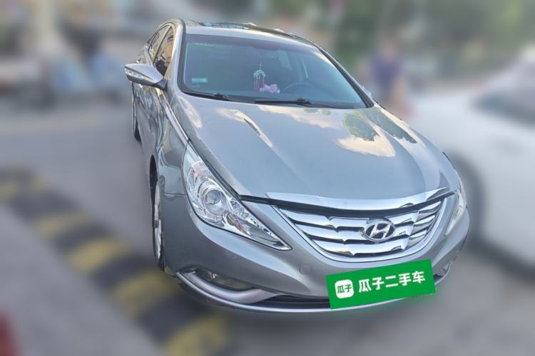 Used Hyundai Sonata 2011 2.0L Automatic Prestige Edition Front Right 45 Deg