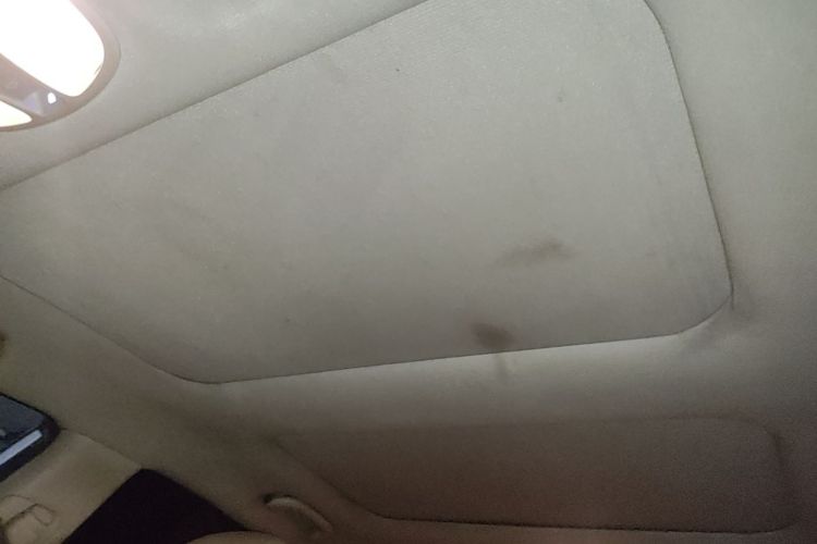 Used Hyundai Sonata 2011 2.0L Automatic Supreme Edition Headliner
