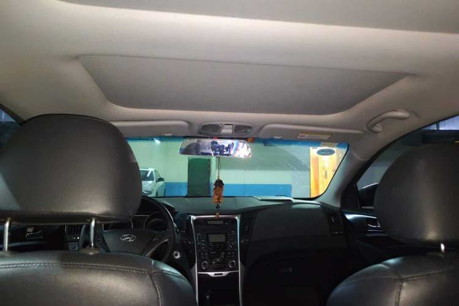 Used Hyundai Sonata 2011 2.0L Automatic Luxury Edition Headliner
