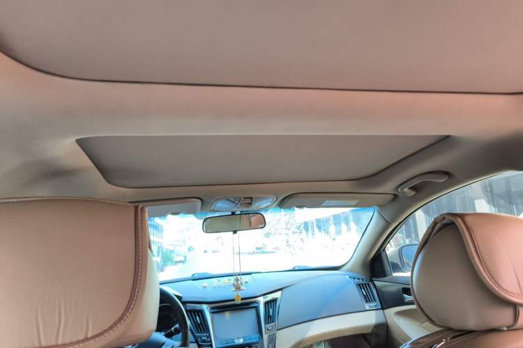 Used Hyundai Sonata 2011 2.0L Automatic Prestige Edition Headliner