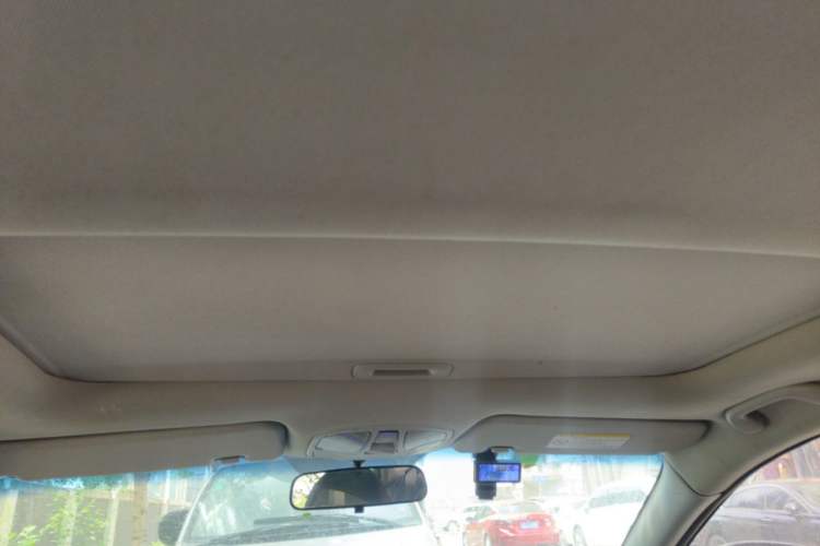 Used Hyundai Sonata 2011 2.0L Automatic Luxury Edition Headliner