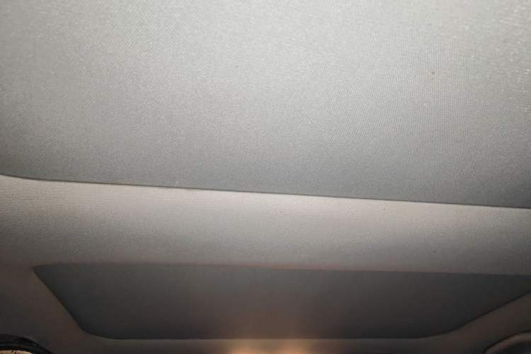 Used Hyundai Sonata 2011 2.4L Automatic Top-Tier Version Headliner