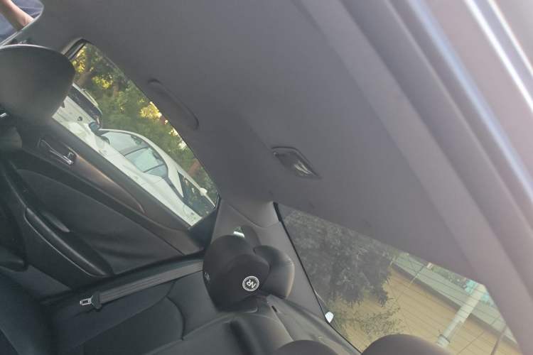 Used Hyundai Sonata 2011 2.0L Automatic Prestige Edition Headliner