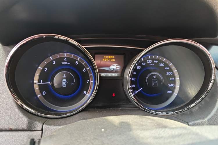 Used Hyundai Sonata 2011 2.0L Automatic Supreme Edition Instrument Cluster