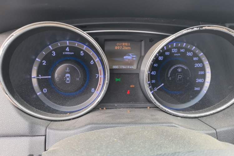 Used Hyundai Sonata 2011 2.0L Automatic Fashion Edition Instrument Cluster