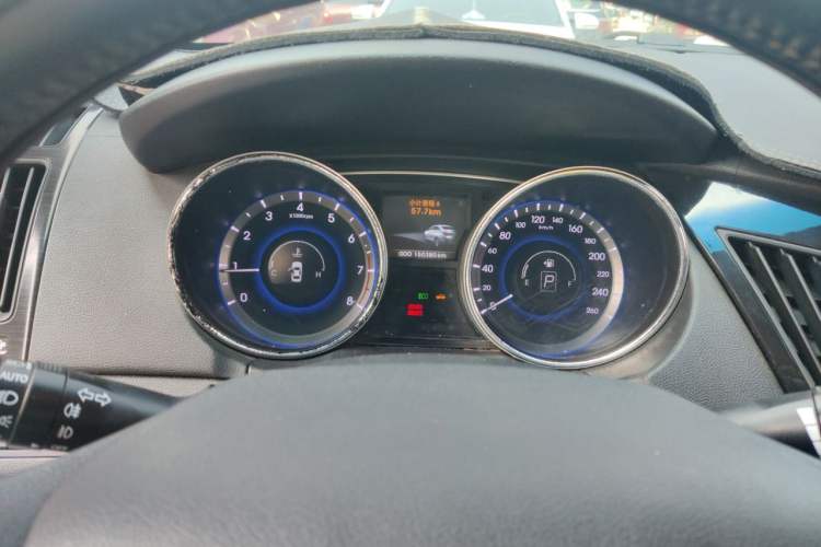 Used Hyundai Sonata 2011 2.0L Automatic Luxury Edition Instrument Cluster