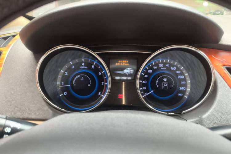Used Hyundai Sonata 2011 2.0L Automatic Leading Edition Instrument Cluster