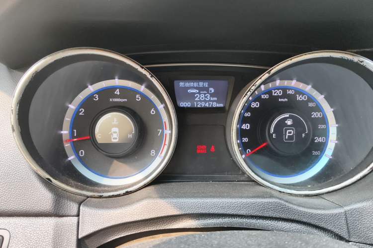 Used Hyundai Sonata 2011 2.0L Automatic Leading Edition Instrument Cluster