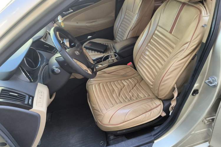 Used Hyundai Sonata 2011 2.0L Automatic Prestige Edition Left Front Seat