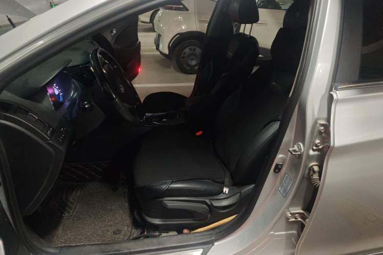 Used Hyundai Sonata 2011 2.0L Automatic Fashion Edition Left Front Seat