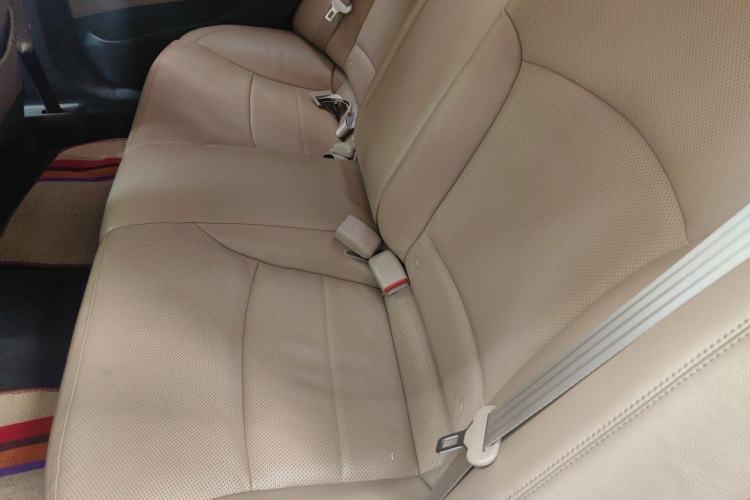 Used Hyundai Sonata 2011 2.0L Automatic Luxury Edition Left Rear Seat