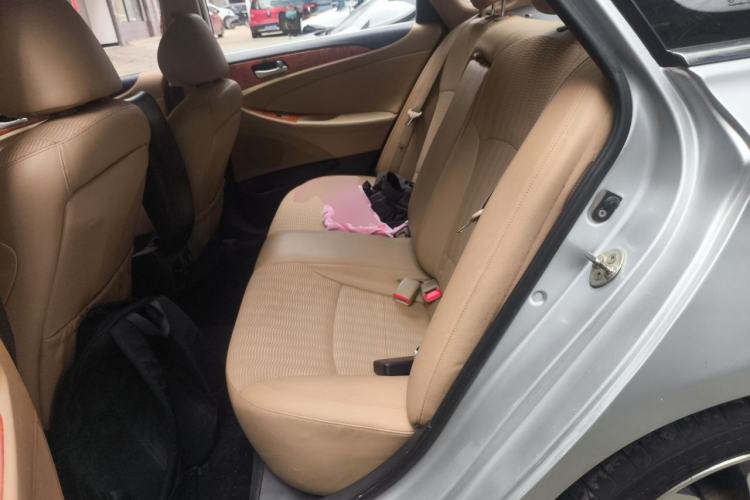 Used Hyundai Sonata 2011 2.0L Automatic Leading Edition Left Rear Seat