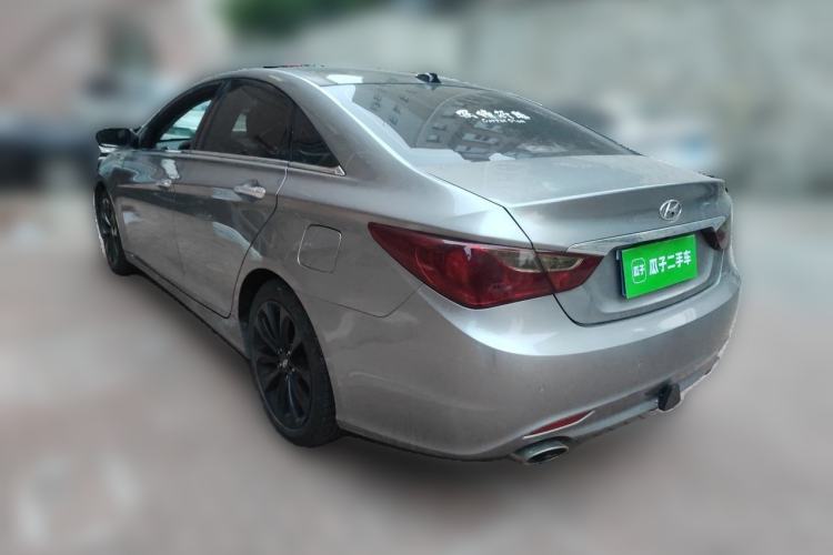 Used Hyundai Sonata 2011 2.4L Automatic Top-Tier Version Rear Left 45 Deg