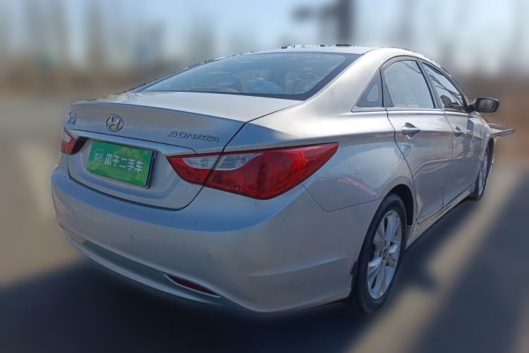 Used Hyundai Sonata 2011 2.0L Automatic Luxury Edition Rear Right 45 Deg