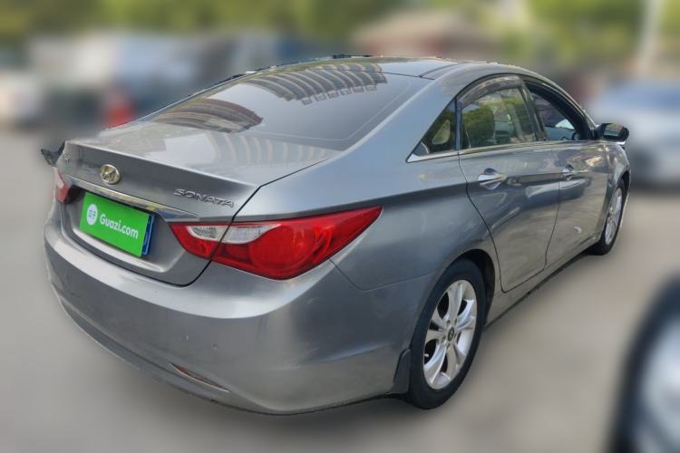 Used Hyundai Sonata 2011 2.0L Automatic Luxury Edition Rear Right 45 Deg