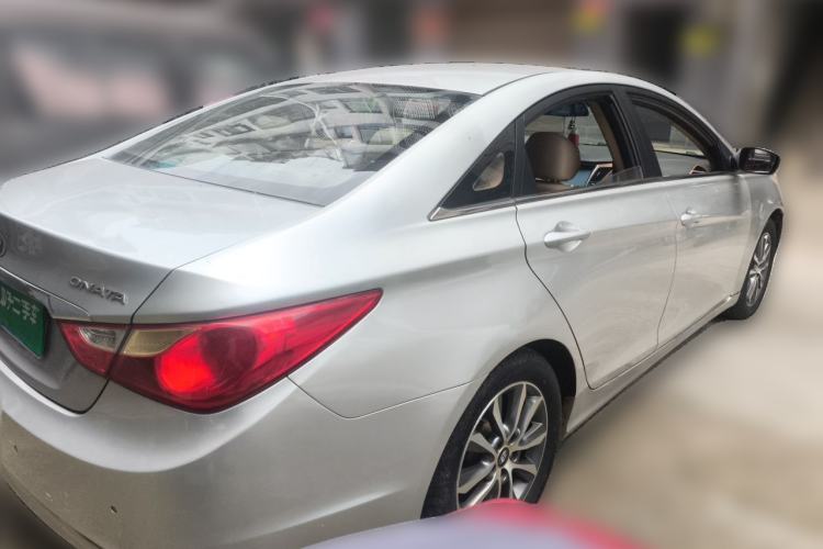 Used Hyundai Sonata 2011 2.0L Automatic Leading Edition Rear Right 45 Deg