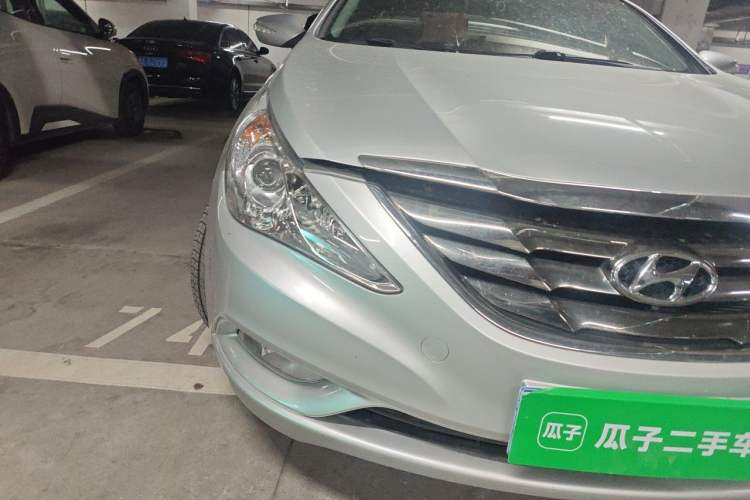 Used Hyundai Sonata 2011 2.0L Automatic Fashion Edition Right Front Headlight