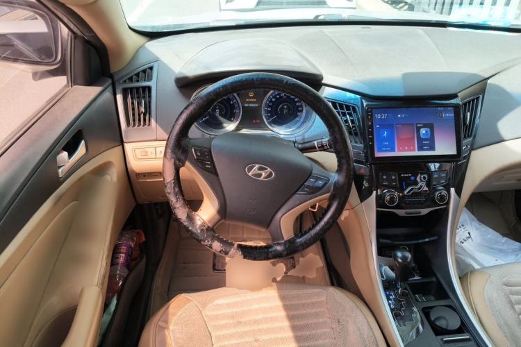 Used Hyundai Sonata 2011 2.0L Automatic Leading Edition Steering Wheel