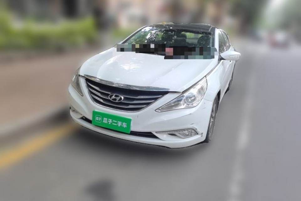 Hyundai Sonata 2011