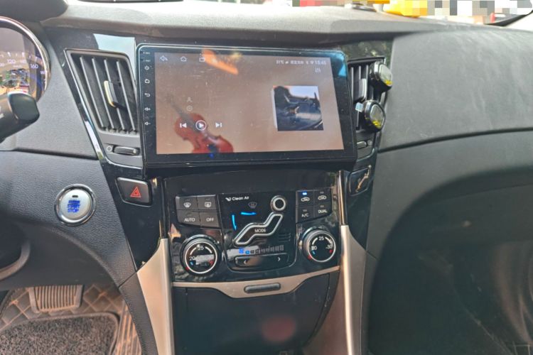 Used Hyundai Sonata 2011 2.0L Automatic Prestige Edition Audio And AC Panel
