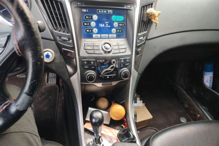 Used Hyundai Sonata 2011 2.4L Automatic Top-Tier Version Audio And AC Panel