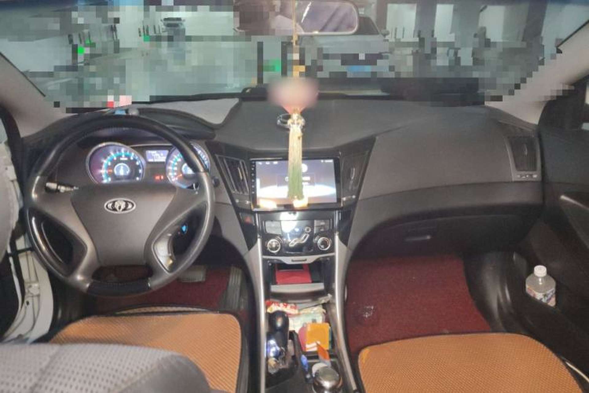 Used Hyundai Sonata 2011 2.0L Automatic Fashion Edition Center Console