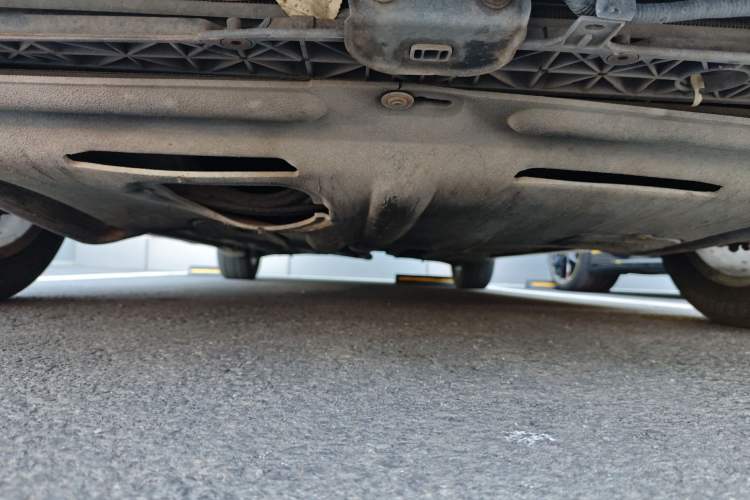 Used Hyundai Sonata 2011 2.0L Automatic Leading Edition Chassis Front