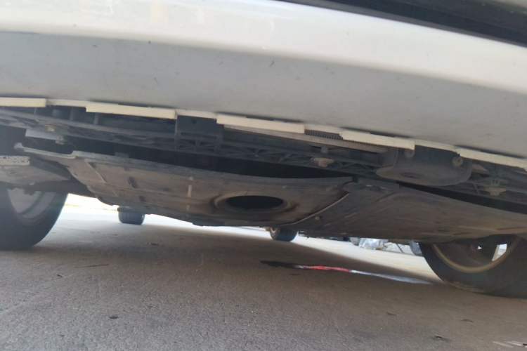Used Hyundai Sonata 2011 2.0L Automatic Supreme Edition Chassis Front