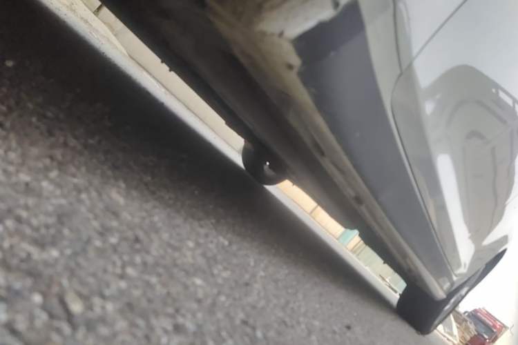 Used Hyundai Sonata 2011 2.0L Automatic Luxury Edition Chassis Front Left