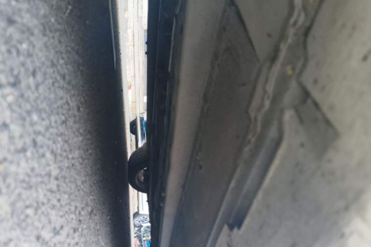 Used Hyundai Sonata 2011 2.0L Automatic Supreme Edition Chassis Front Left