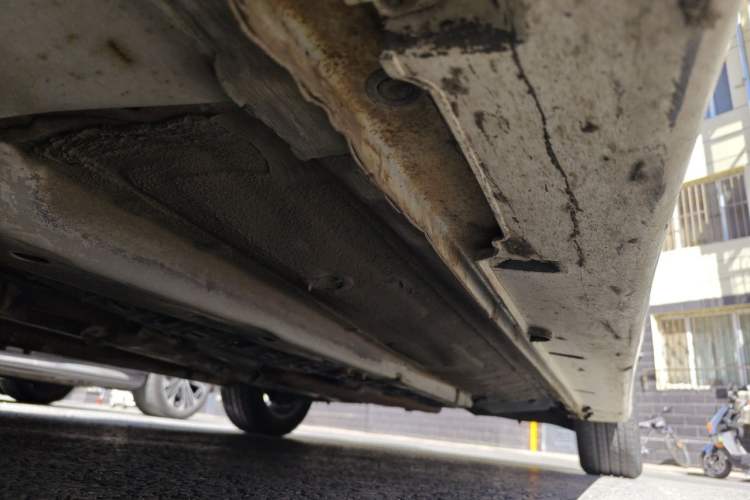 Used Hyundai Sonata 2011 2.0L Automatic Luxury Edition Chassis Front Left