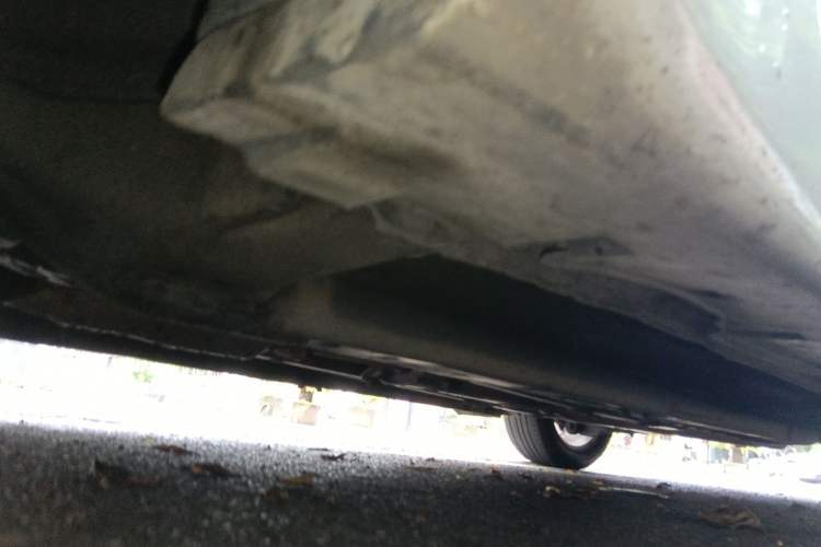 Used Hyundai Sonata 2011 2.0L Automatic Luxury Edition Chassis Front Left